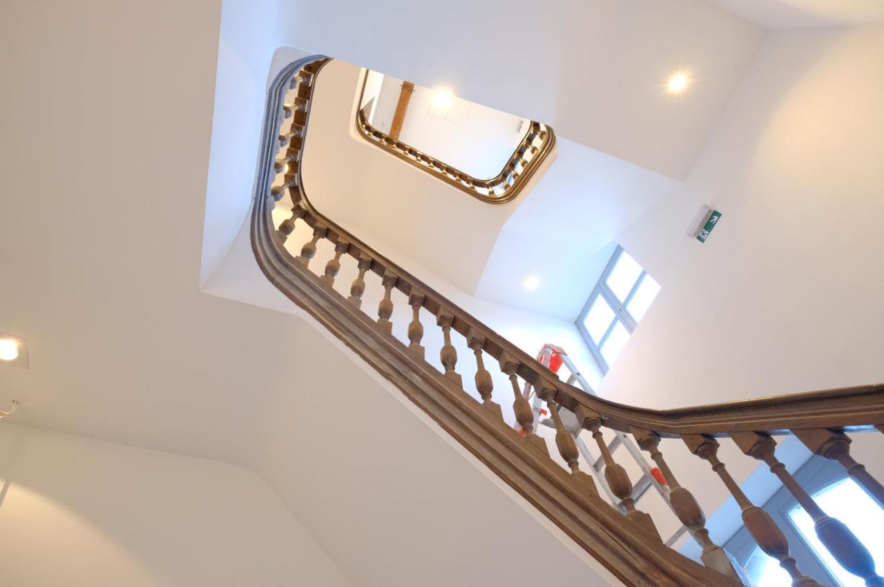 La Maison de la Duchesse de la Vallière Mons Esterno foto