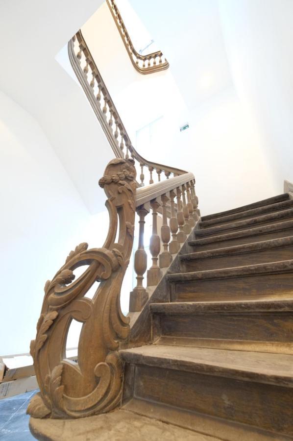 La Maison de la Duchesse de la Vallière Mons Esterno foto