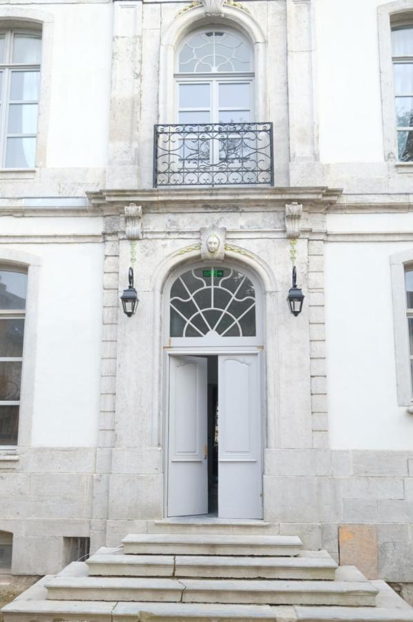 La Maison de la Duchesse de la Vallière Mons Esterno foto