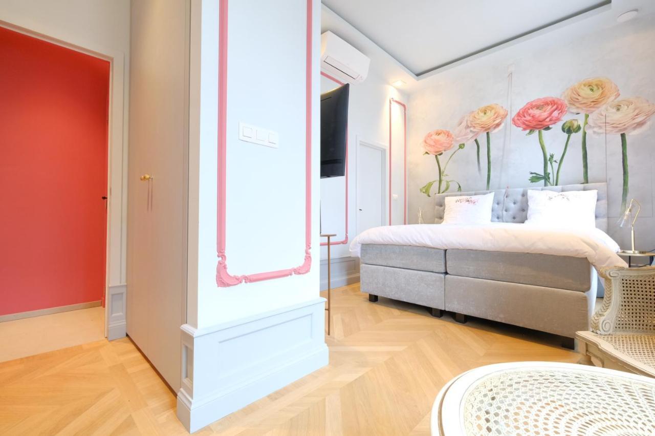 La Maison de la Duchesse de la Vallière Mons Esterno foto